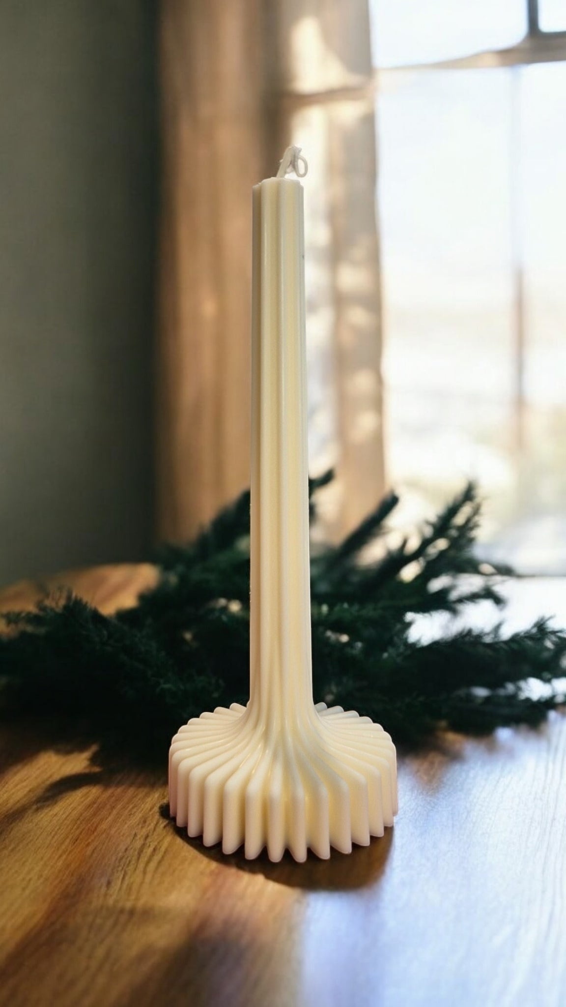 Fluted Elegance L