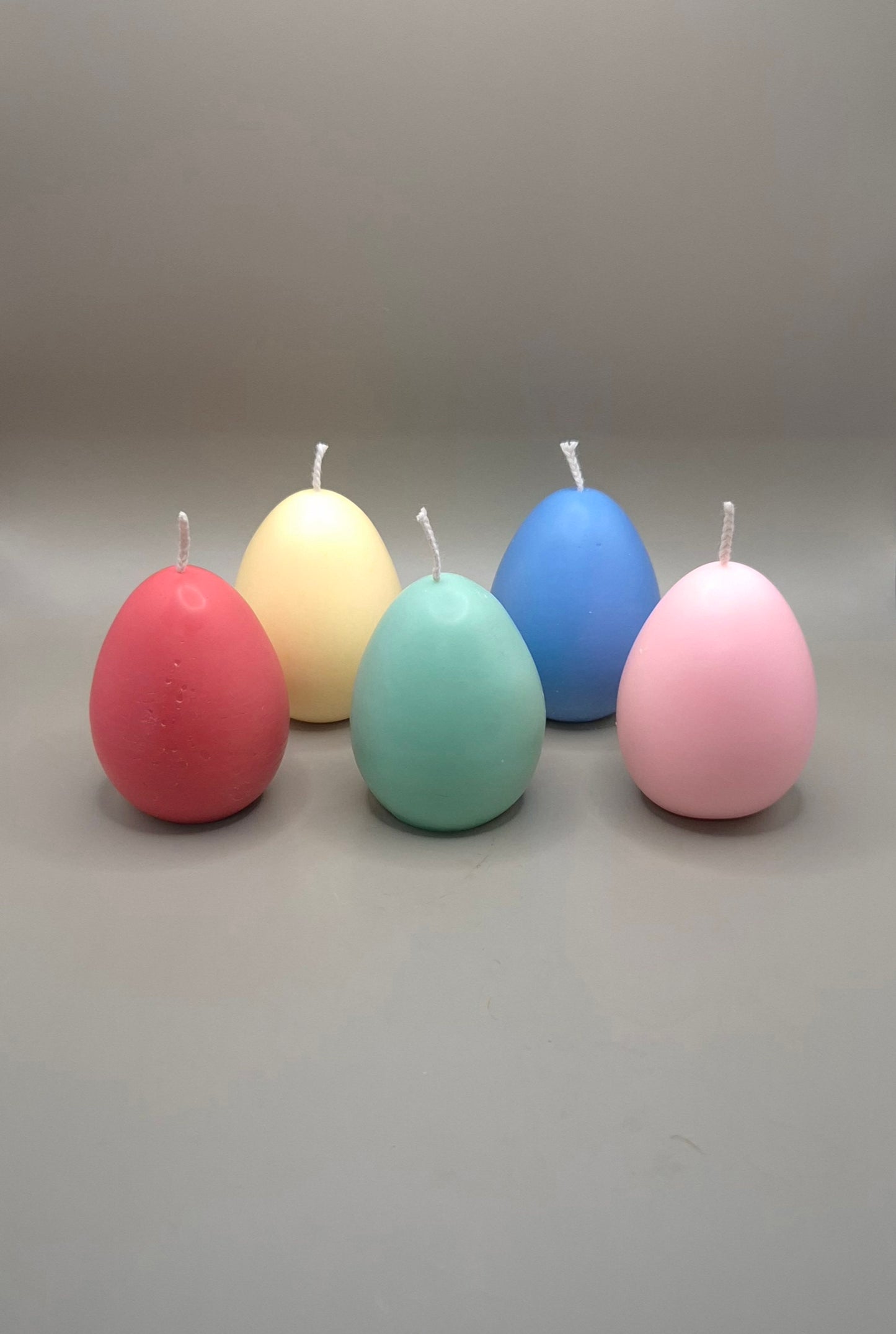 Classic Easter Egg Candle